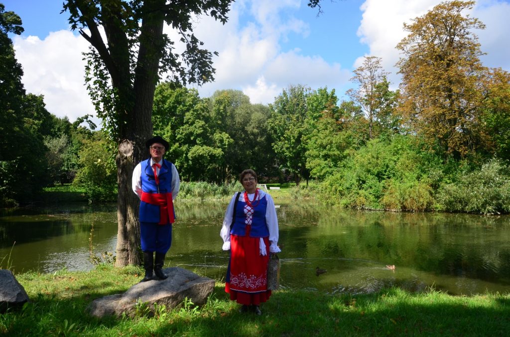 wyróżnienie dla zespołu folklorystycznego "Spod Strzechy" - galeria