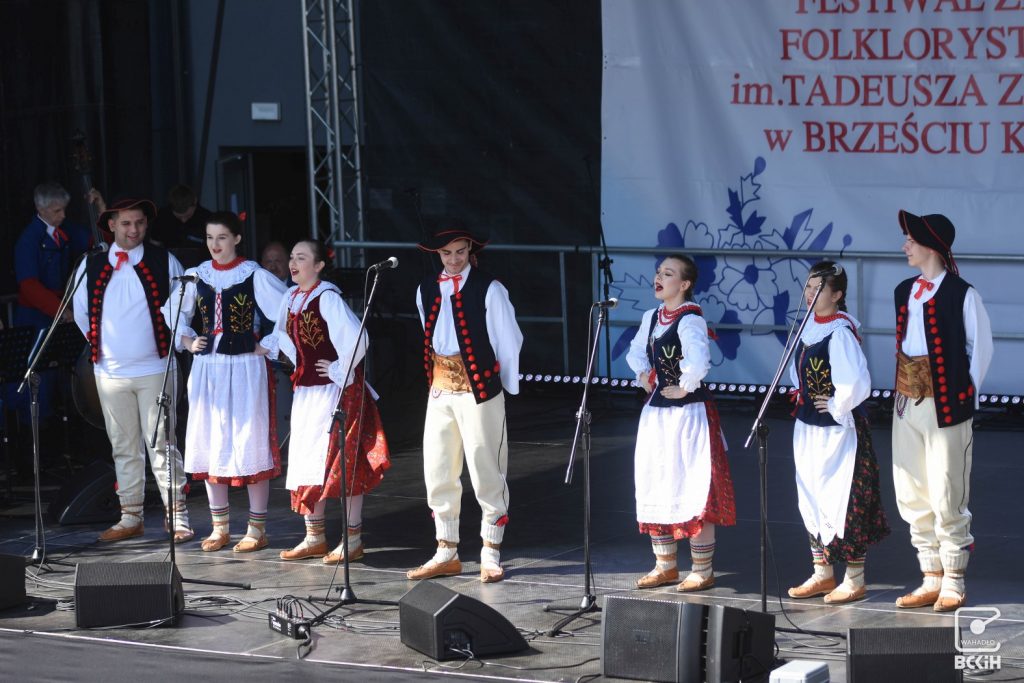 VI Festiwal Zespołów Folklorystycznych im. Tadeusza Zielińskiego - galeria