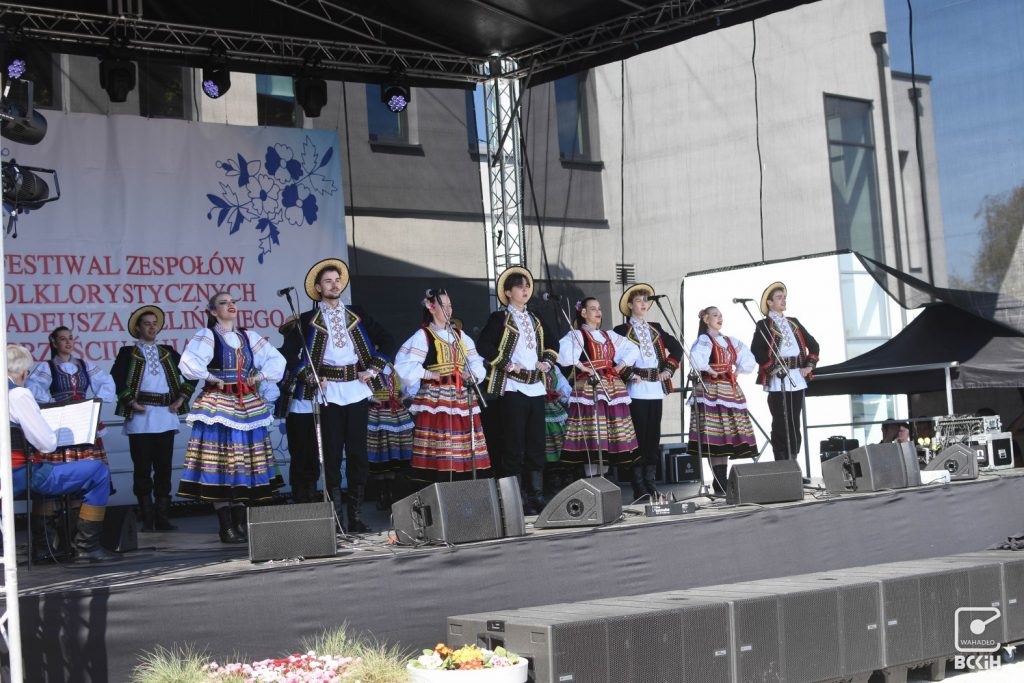 VI Festiwal Zespołów Folklorystycznych im. Tadeusza Zielińskiego - galeria