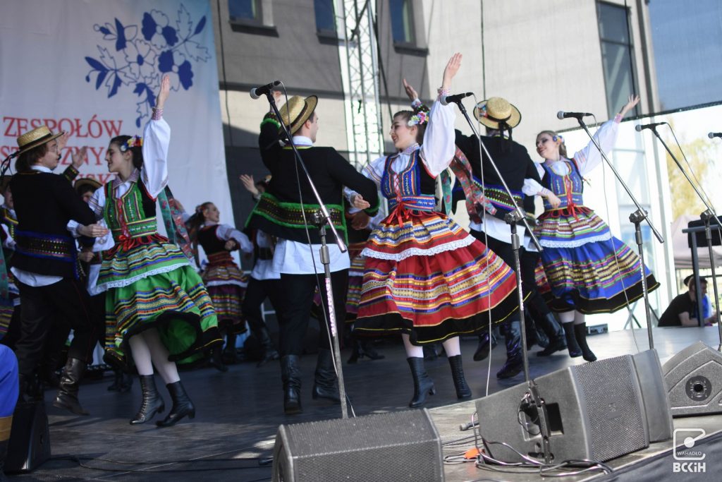 VI Festiwal Zespołów Folklorystycznych im. Tadeusza Zielińskiego - galeria