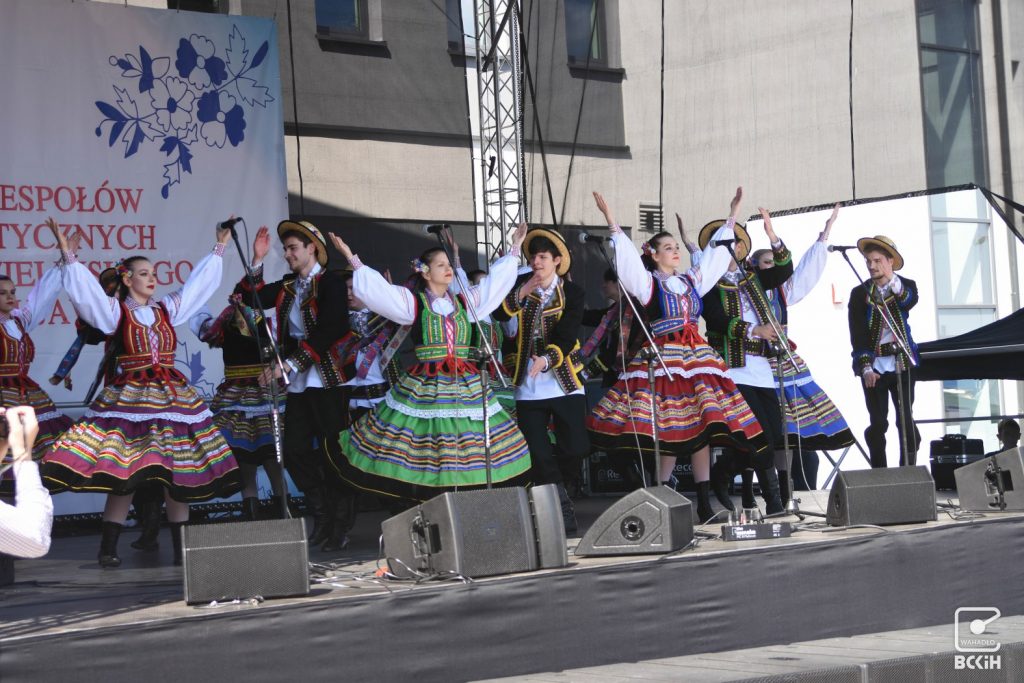 VI Festiwal Zespołów Folklorystycznych im. Tadeusza Zielińskiego - galeria