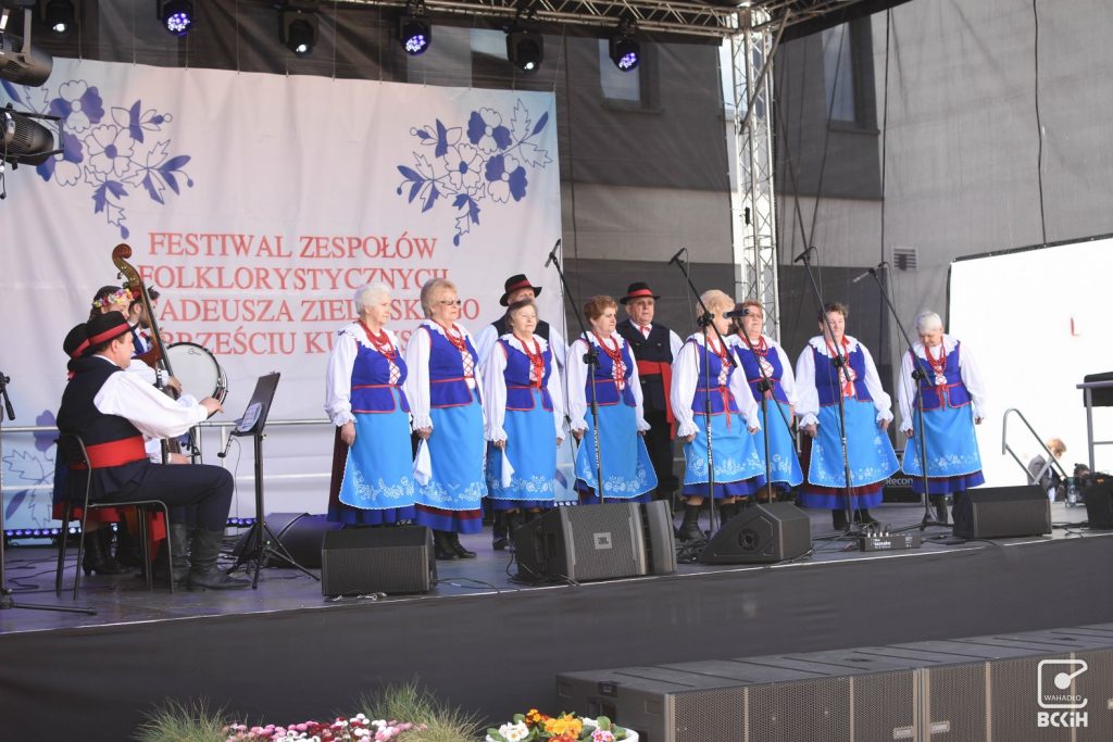 VI Festiwal Zespołów Folklorystycznych im. Tadeusza Zielińskiego - galeria