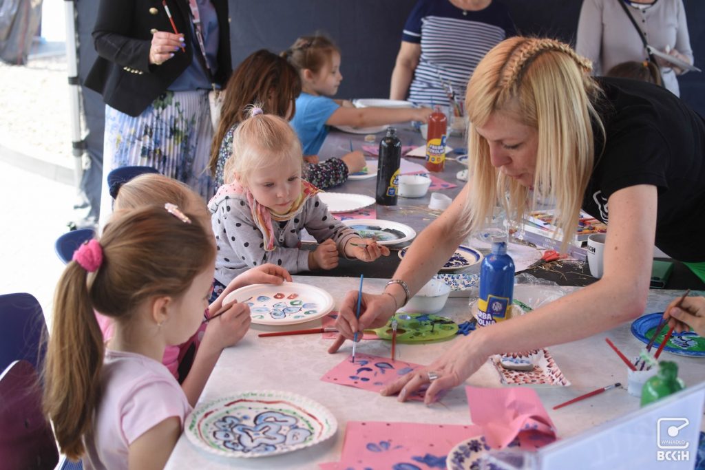 VI Festiwal Zespołów Folklorystycznych im. Tadeusza Zielińskiego - galeria