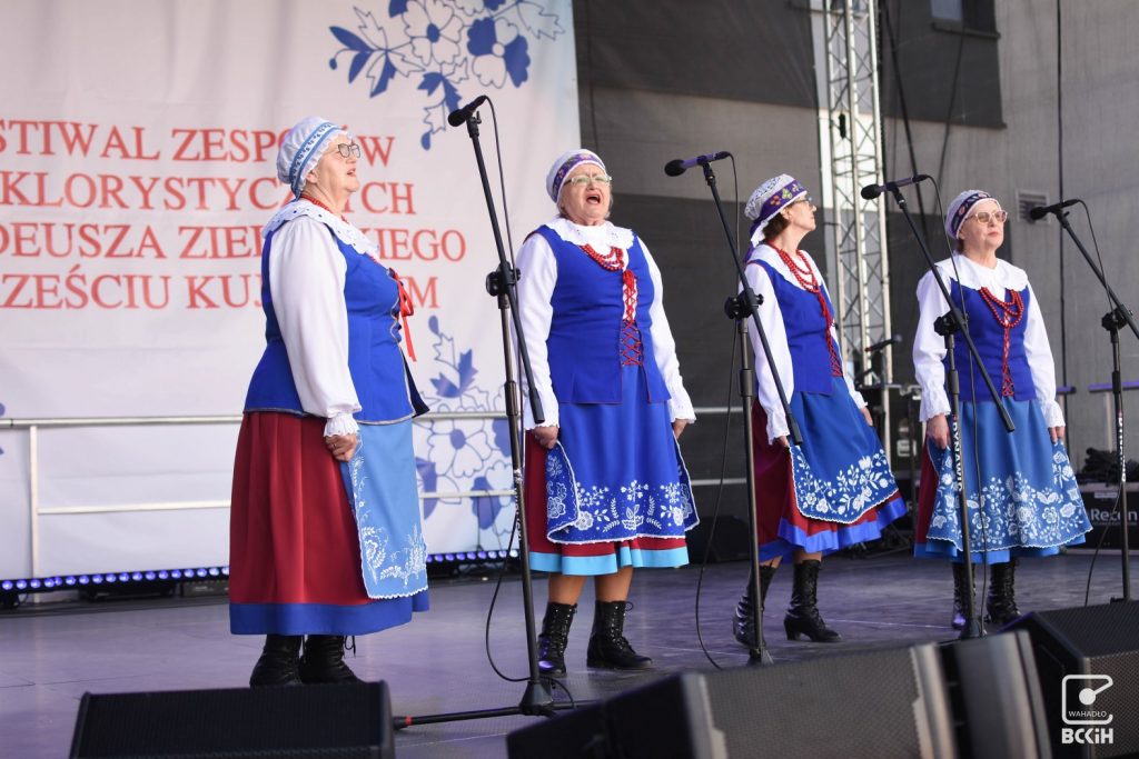 VI Festiwal Zespołów Folklorystycznych im. Tadeusza Zielińskiego - galeria