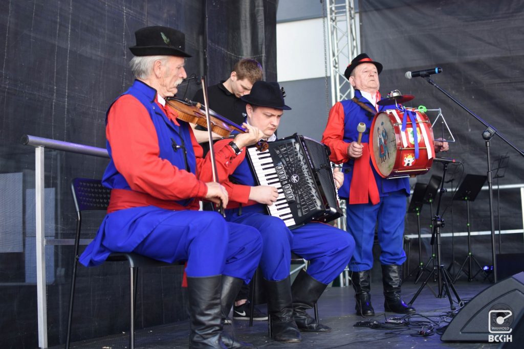 VI Festiwal Zespołów Folklorystycznych im. Tadeusza Zielińskiego - galeria