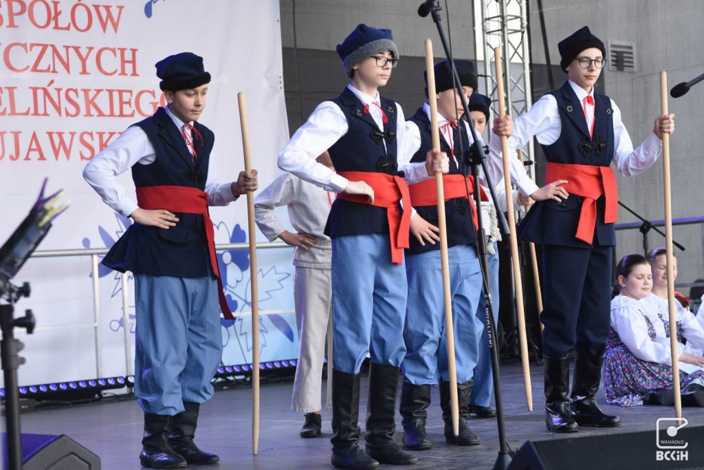 VI Festiwal Zespołów Folklorystycznych im. Tadeusza Zielińskiego - galeria