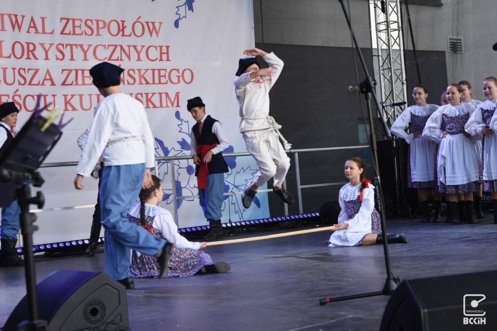 VI Festiwal Zespołów Folklorystycznych im. Tadeusza Zielińskiego - galeria