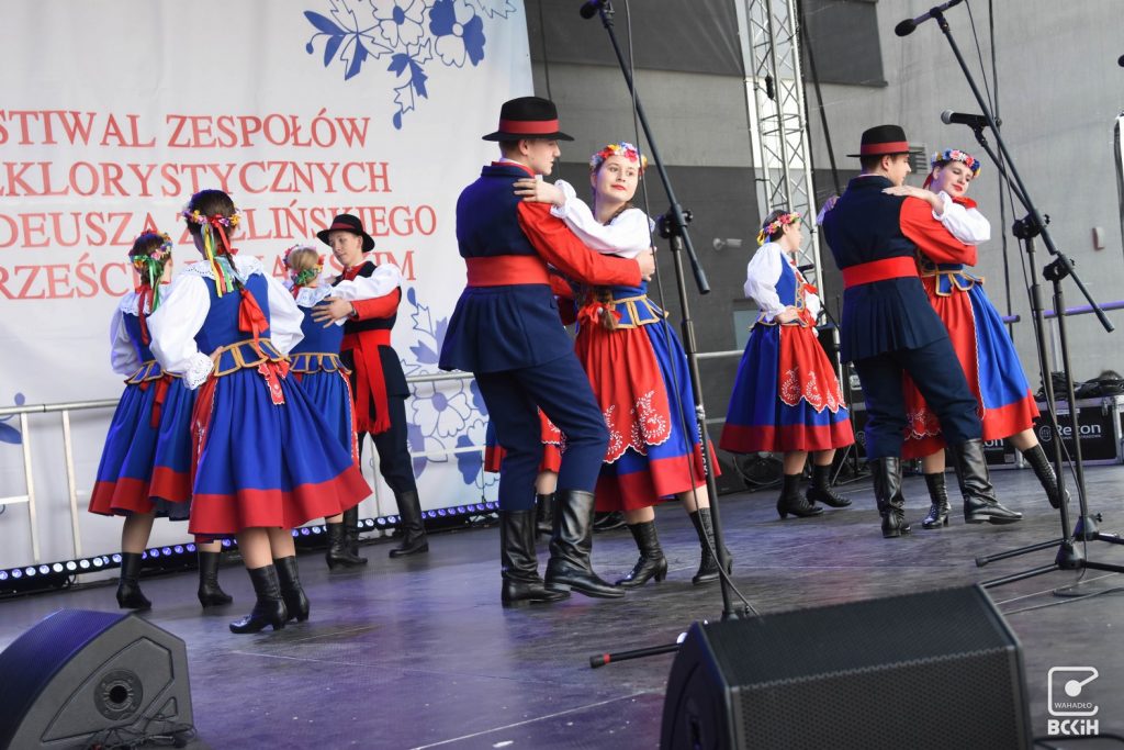 VI Festiwal Zespołów Folklorystycznych im. Tadeusza Zielińskiego - galeria