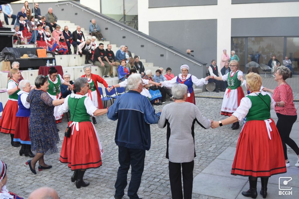 VI Festiwal Zespołów Folklorystycznych im. Tadeusza Zielińskiego - galeria