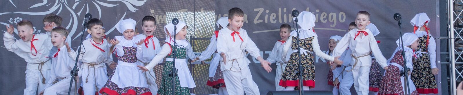 X Festiwal Folklorystyczny – galeria zdjęć